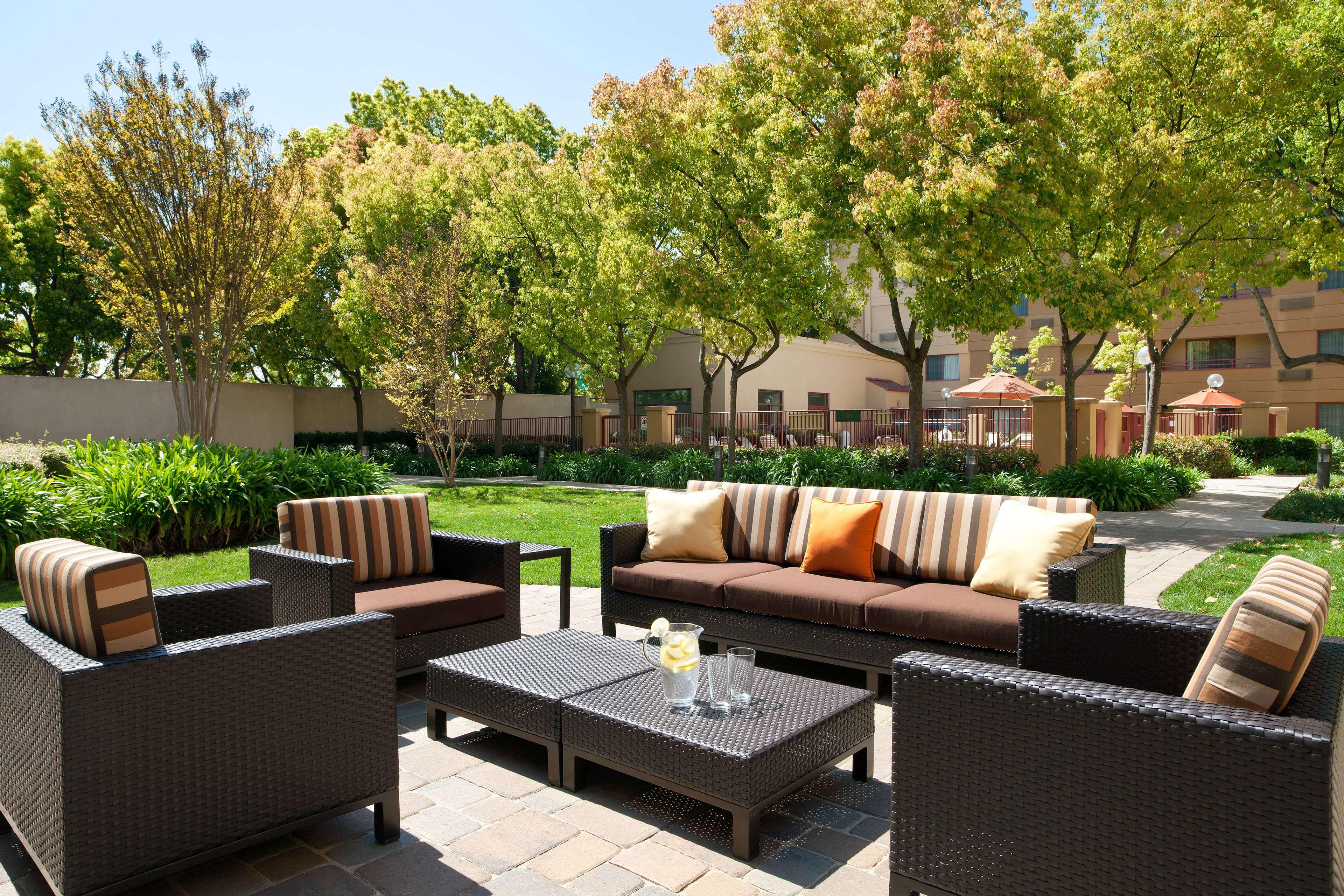 Sonesta Select San Jose Airport Hotel Exterior photo