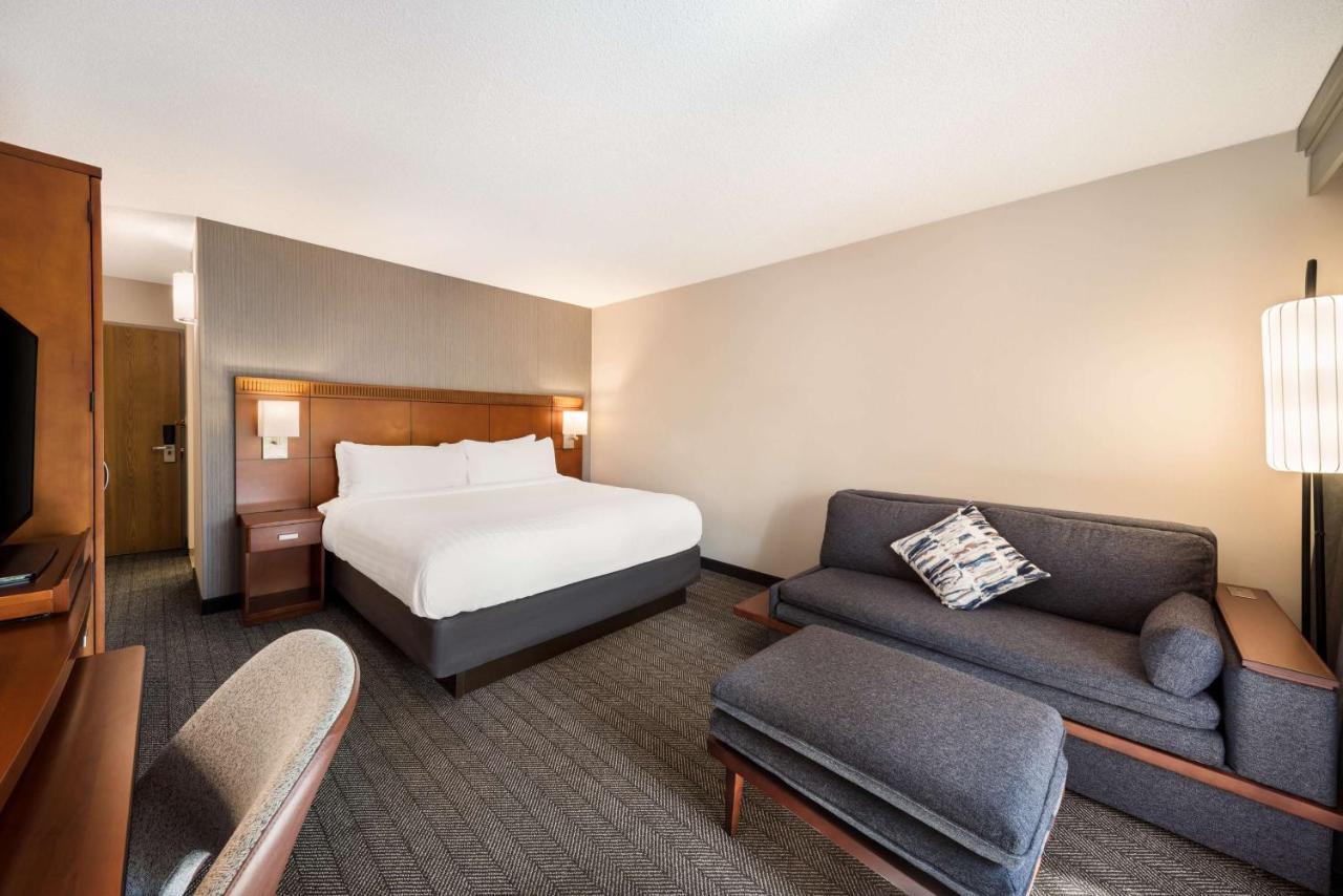 Sonesta Select San Jose Airport Hotel Exterior photo