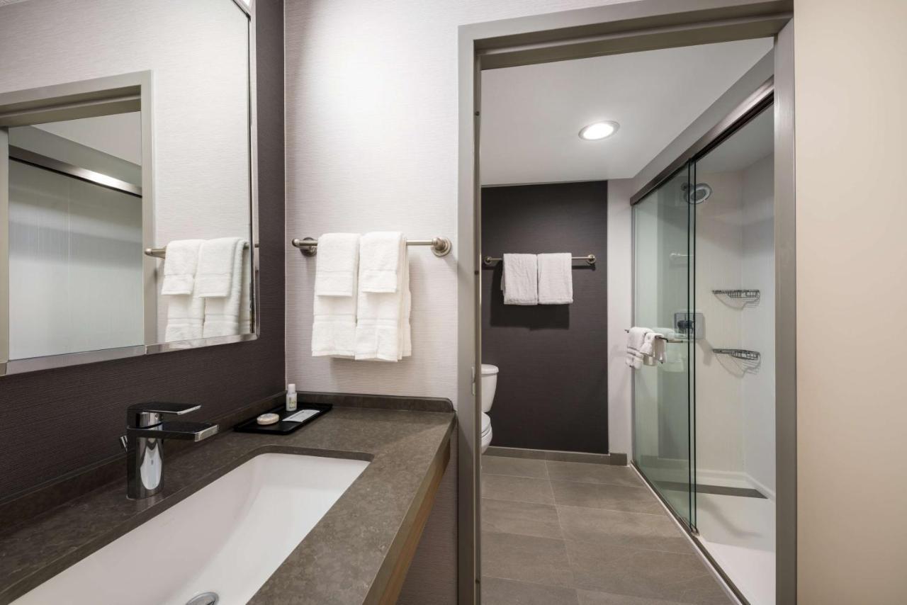 Sonesta Select San Jose Airport Hotel Exterior photo